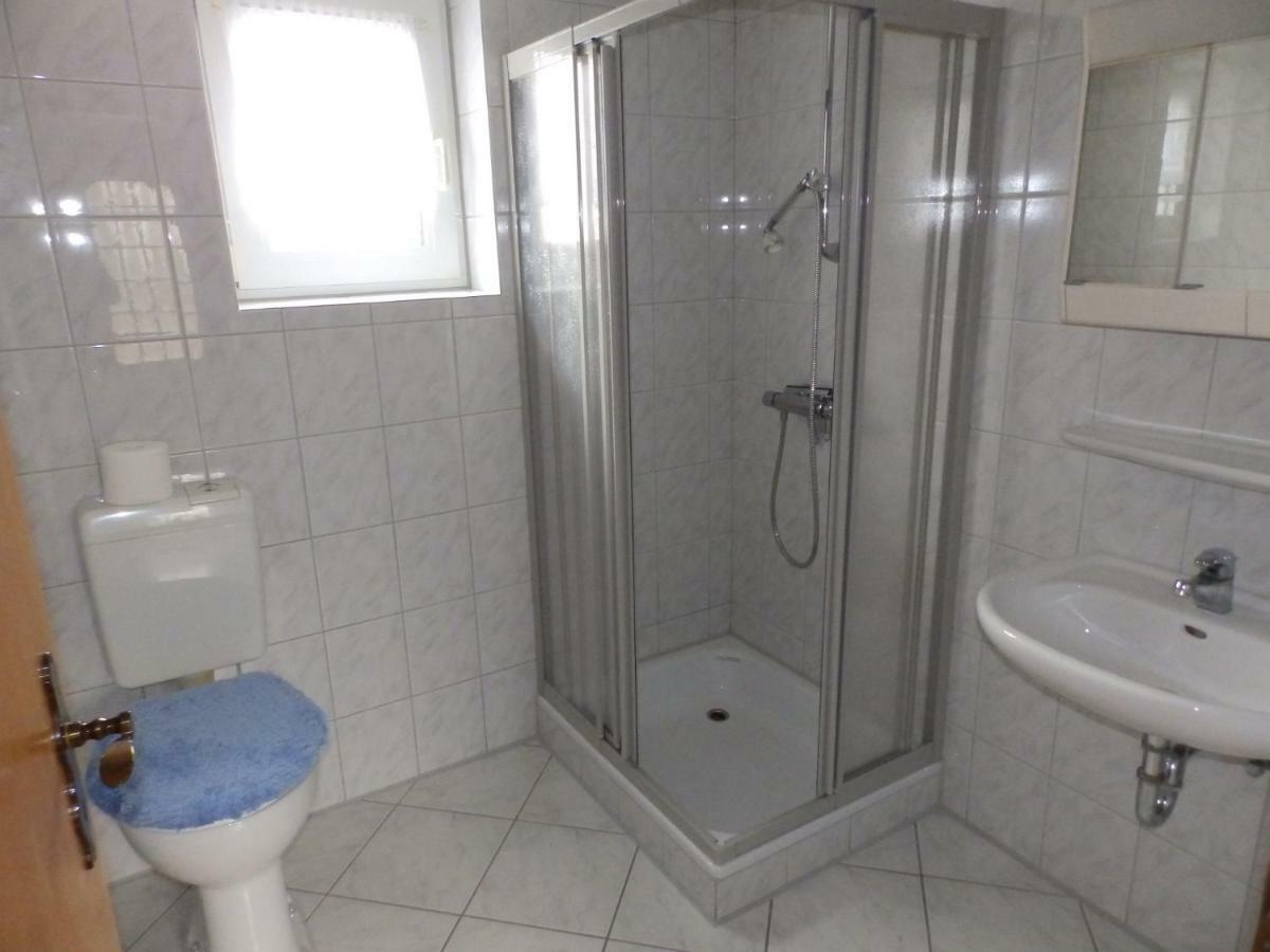 Preisbewusste Ferienwohnung Fuer 2 Personen U. Kleinkind Utarp 외부 사진